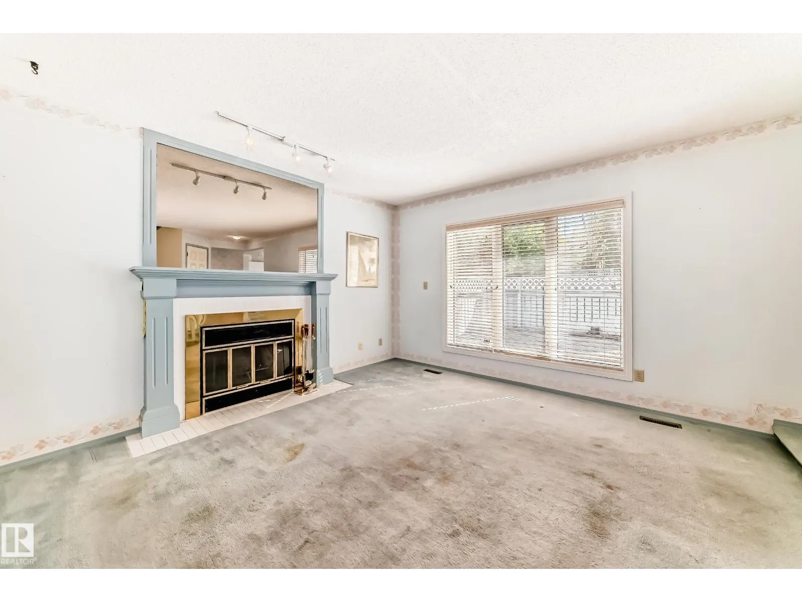 63 PIEDMONT CR