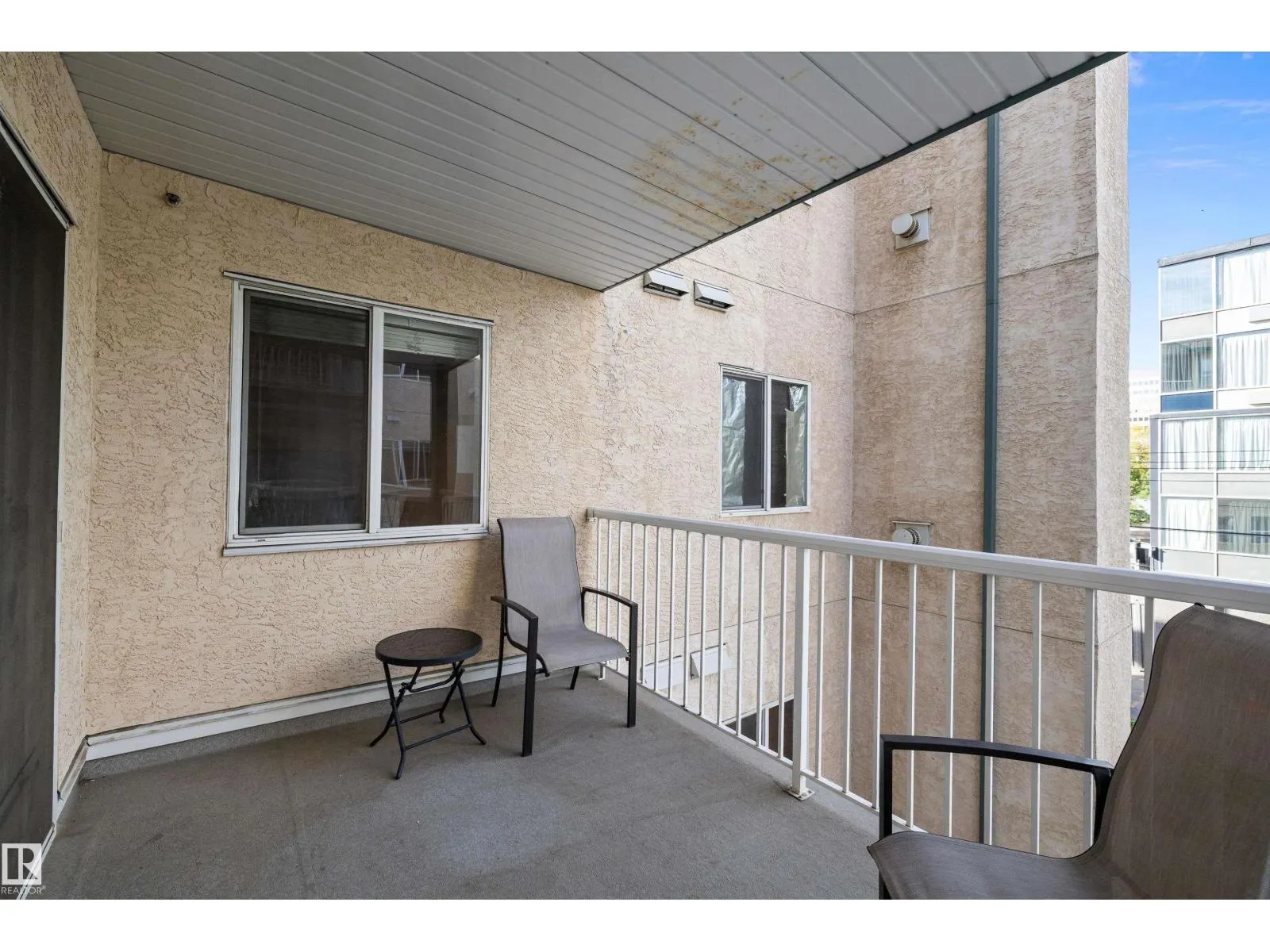 #308 9938 104 ST NW