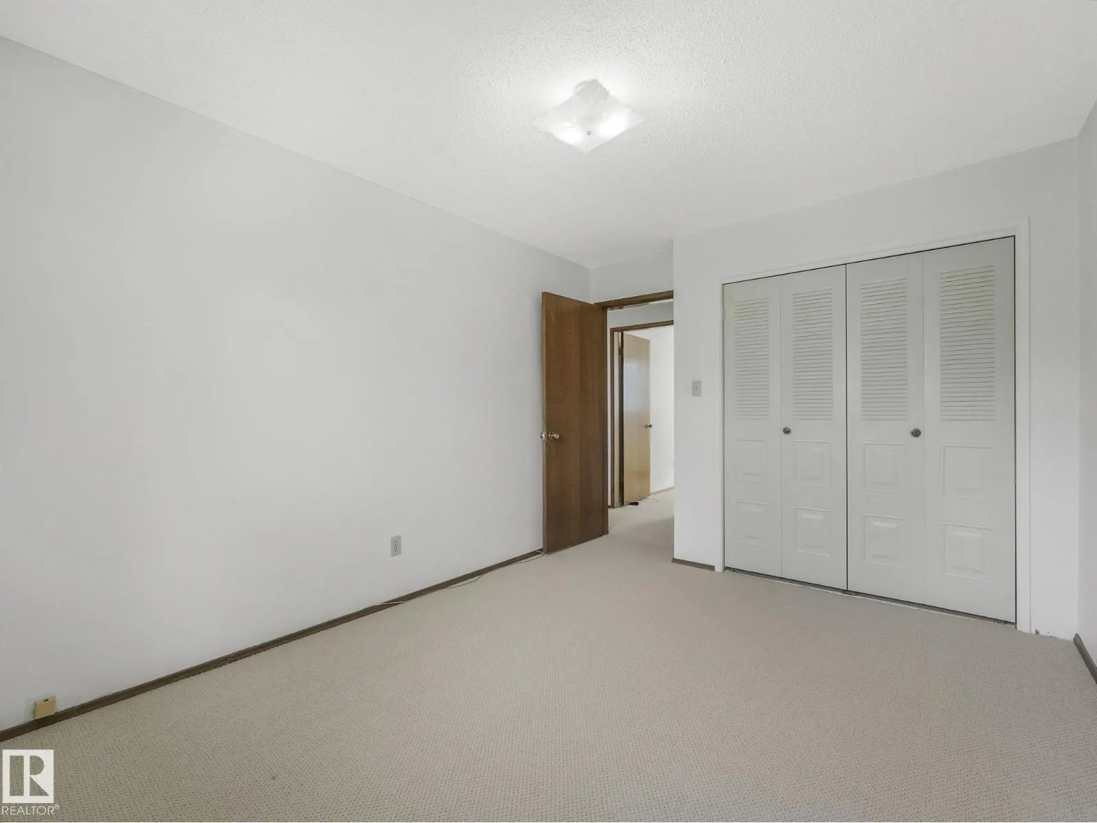 3213 111A ST NW