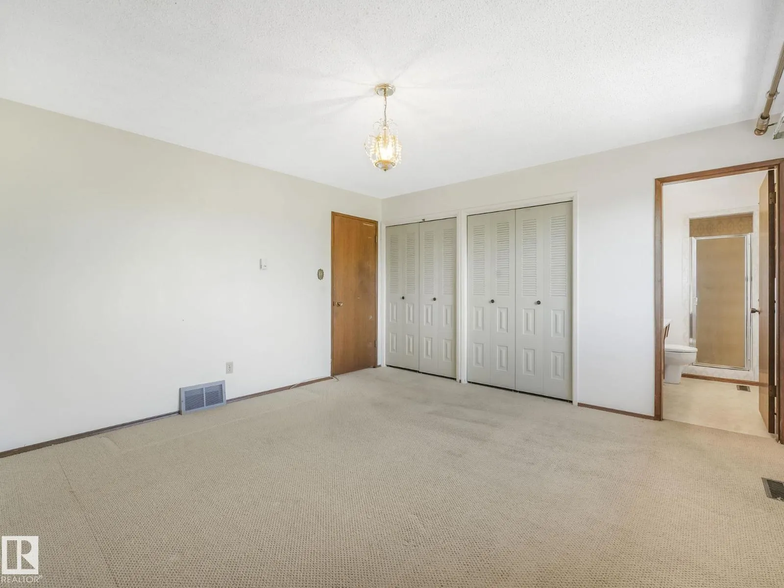 3213 111A ST NW