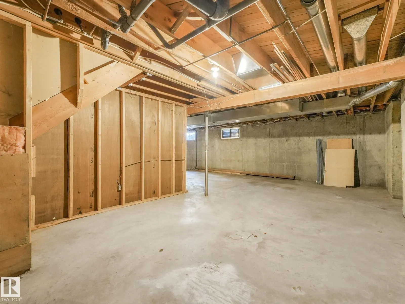 3213 111A ST NW