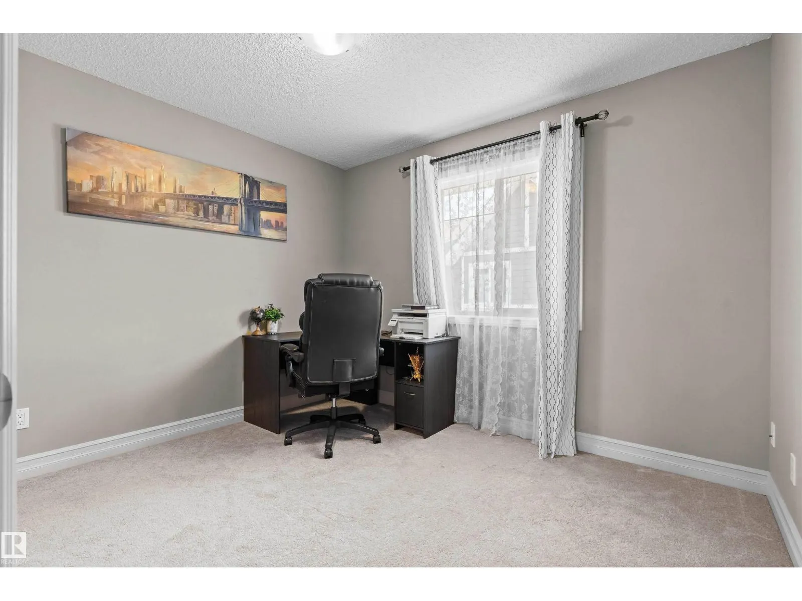 #56 5317 3 AV SW