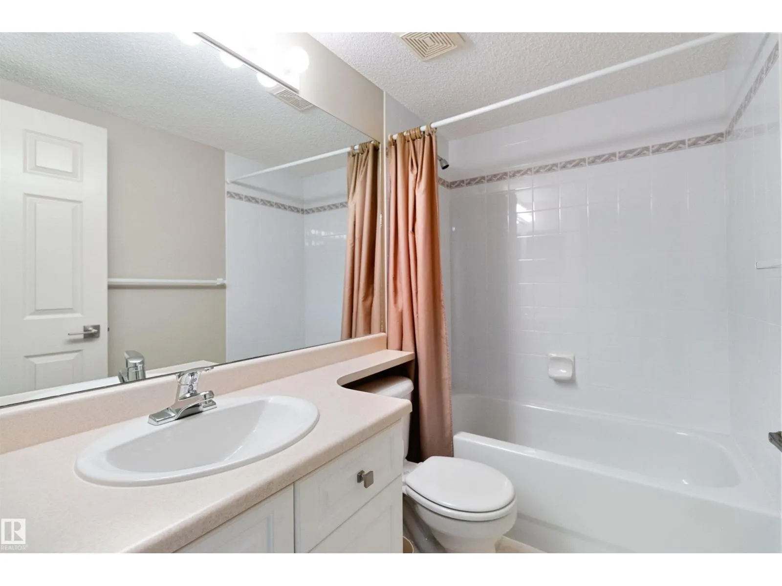 #7 10848 8 AV SW