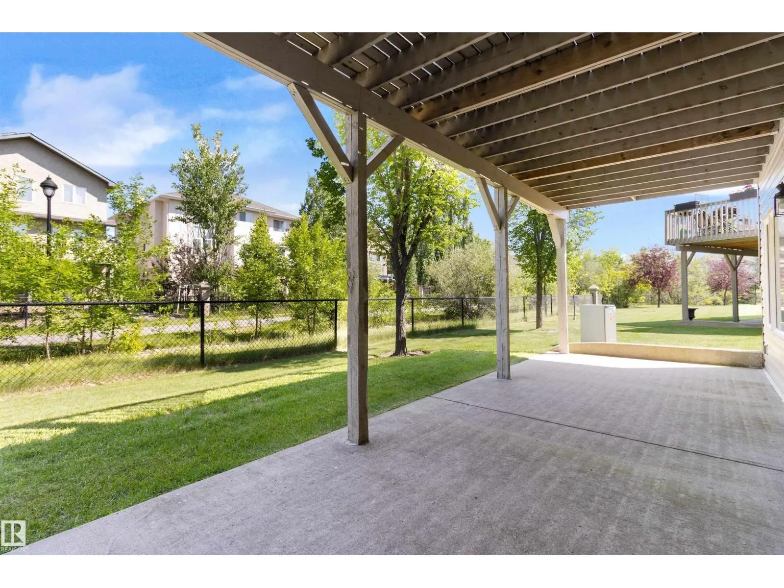 #7 10848 8 AV SW