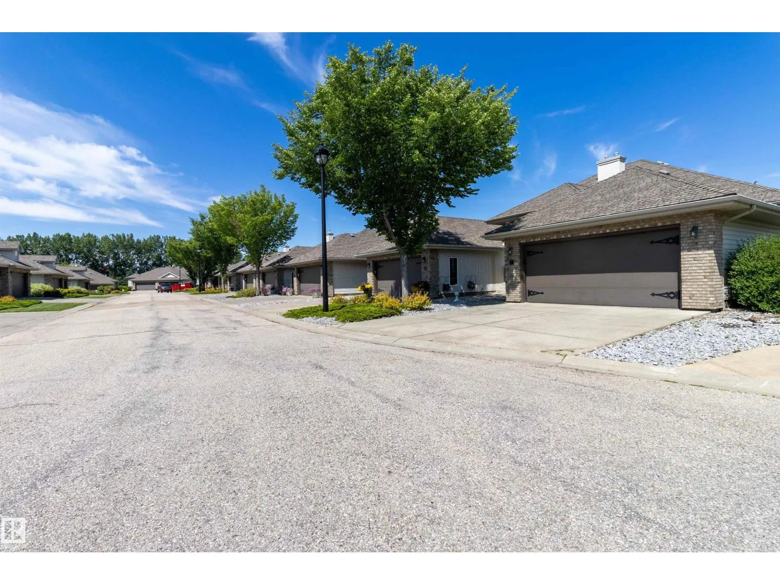 #7 10848 8 AV SW