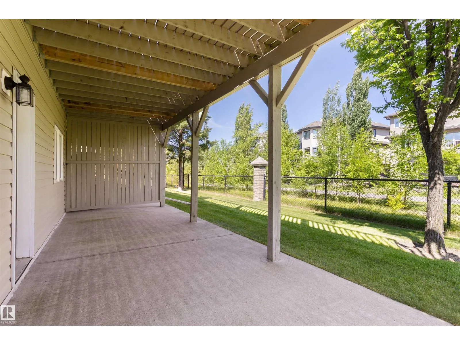 #7 10848 8 AV SW