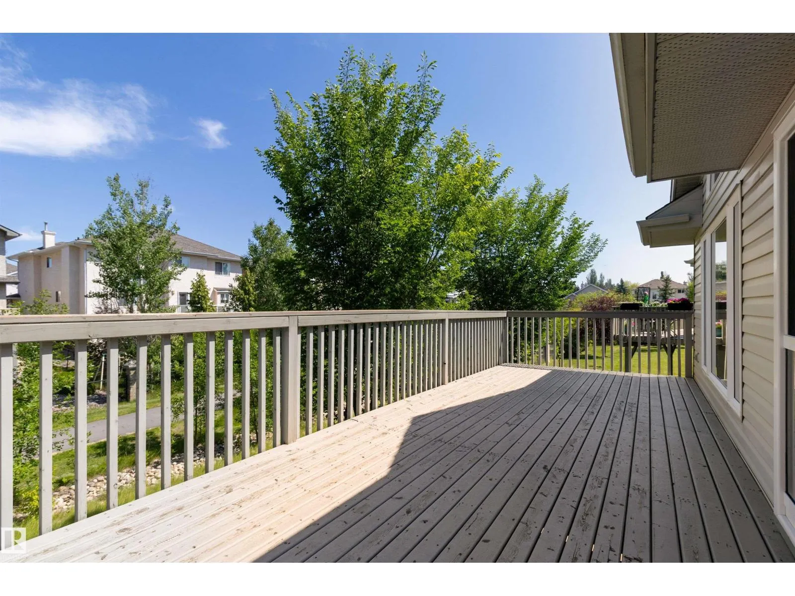 #7 10848 8 AV SW