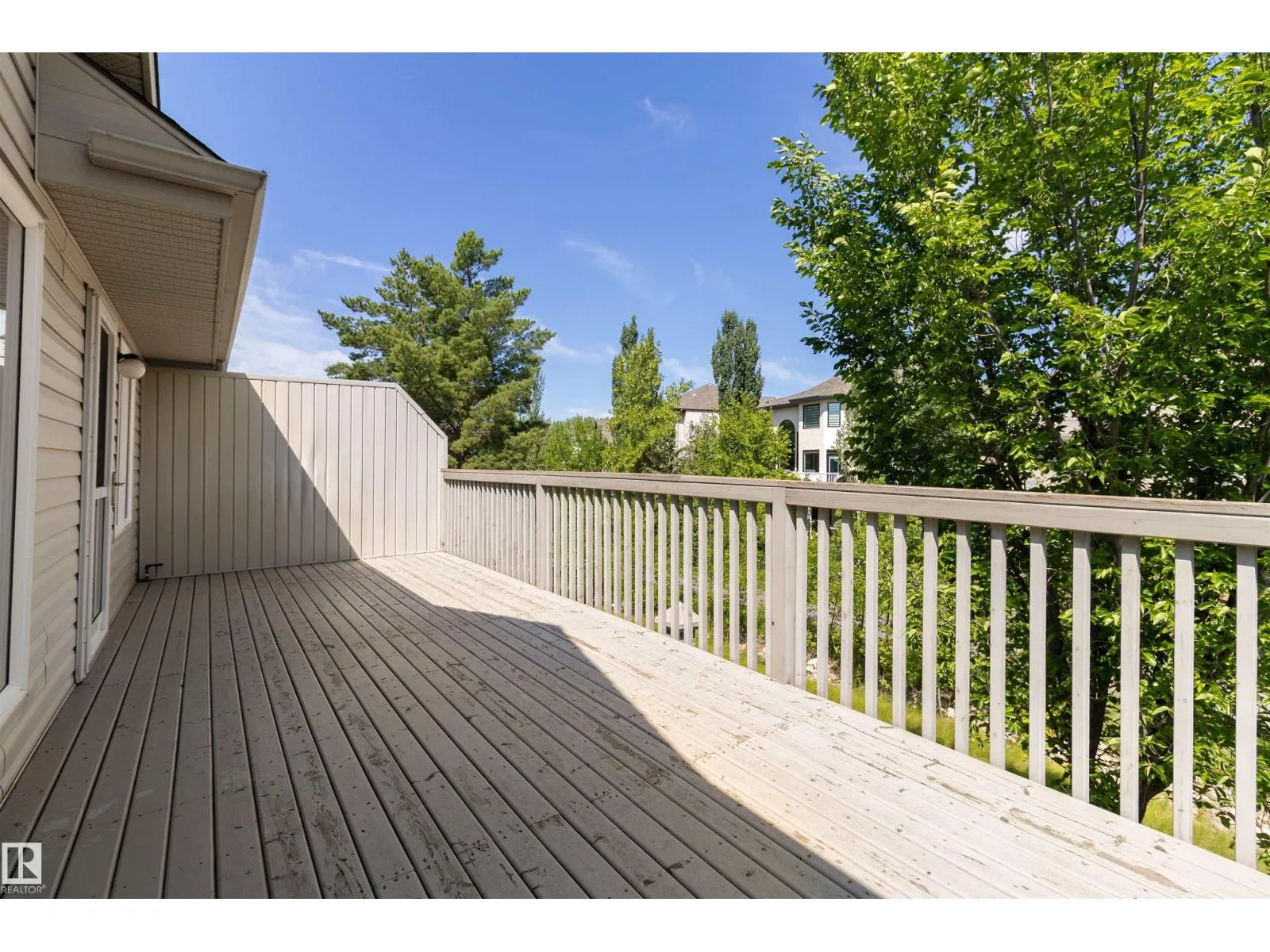 #7 10848 8 AV SW