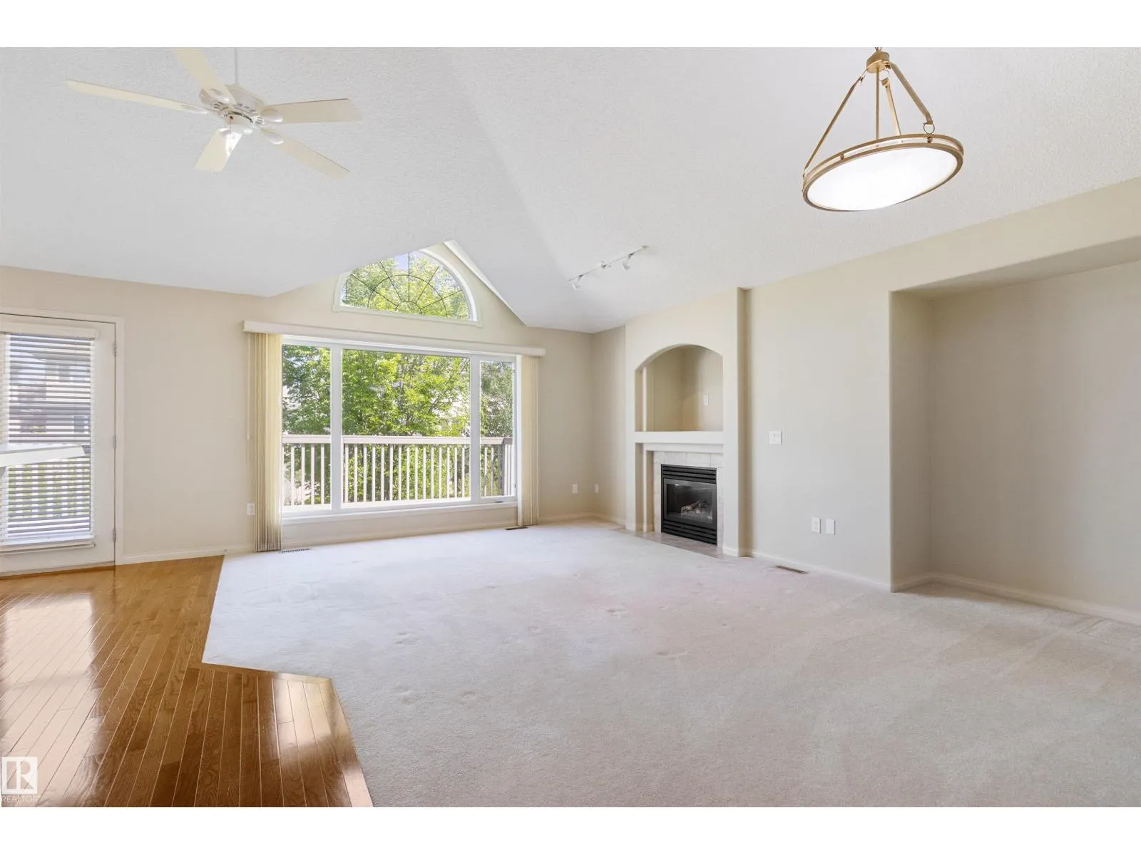#7 10848 8 AV SW