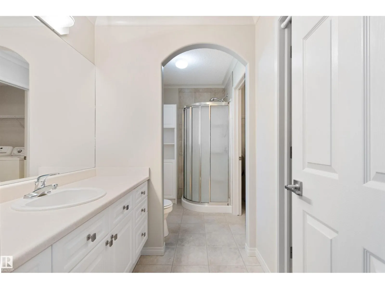 #7 10848 8 AV SW