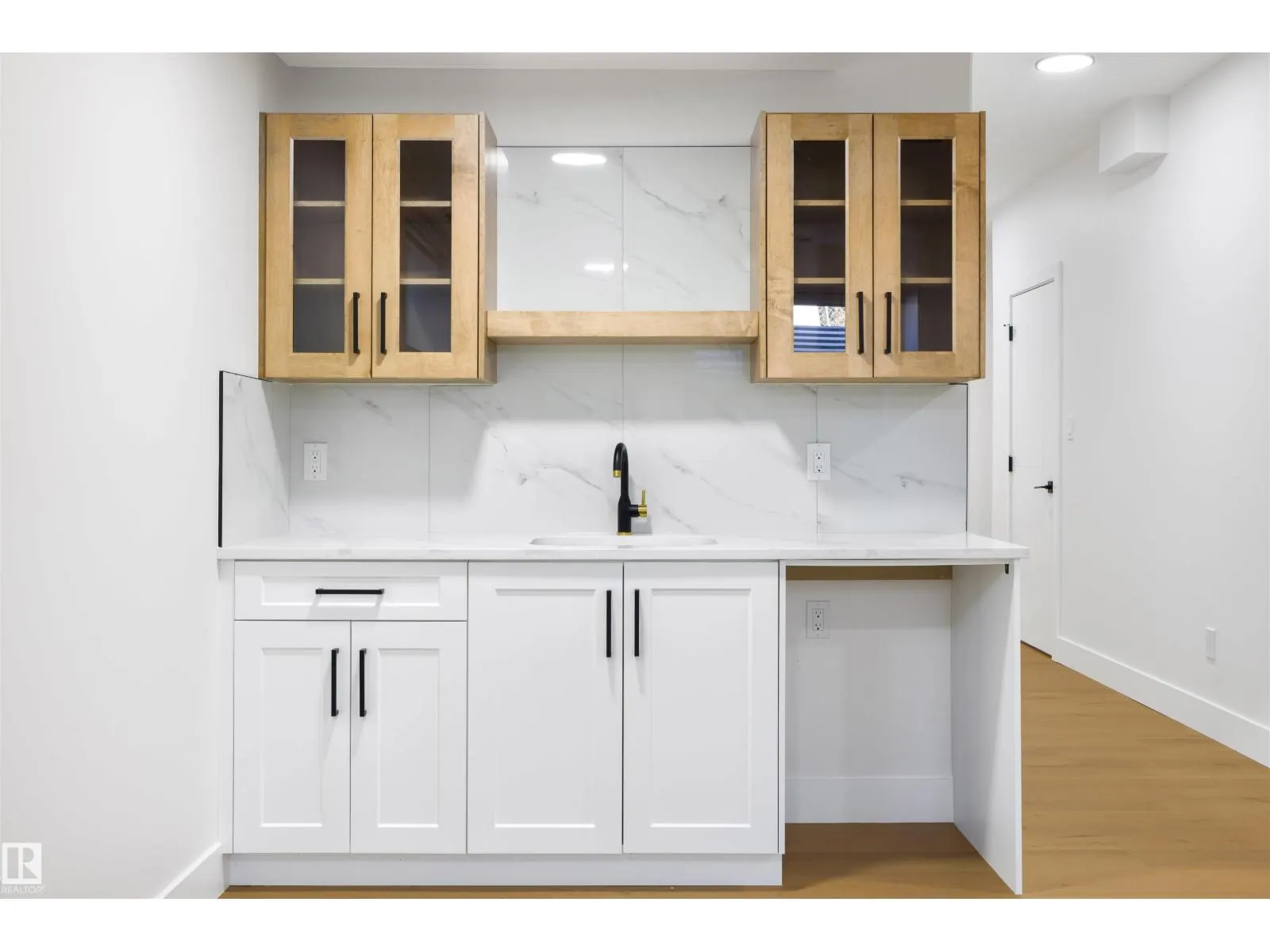 10711 52 ST NW