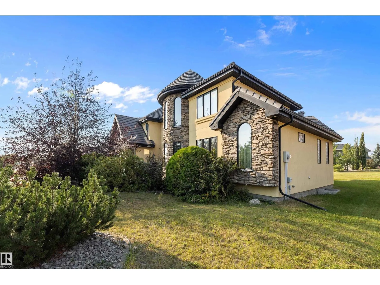 115 54302 RGE ROAD 250