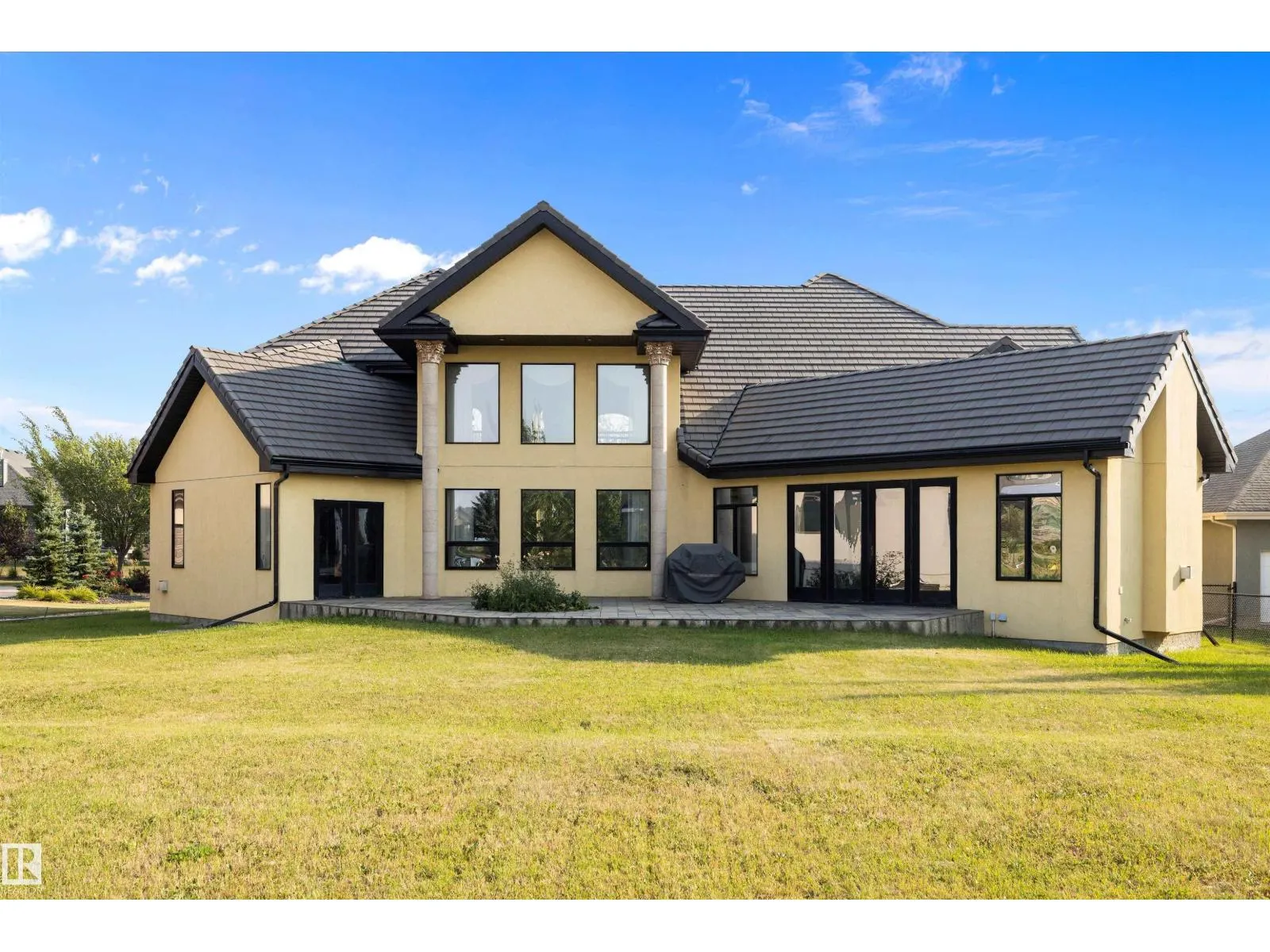 115 54302 RGE ROAD 250