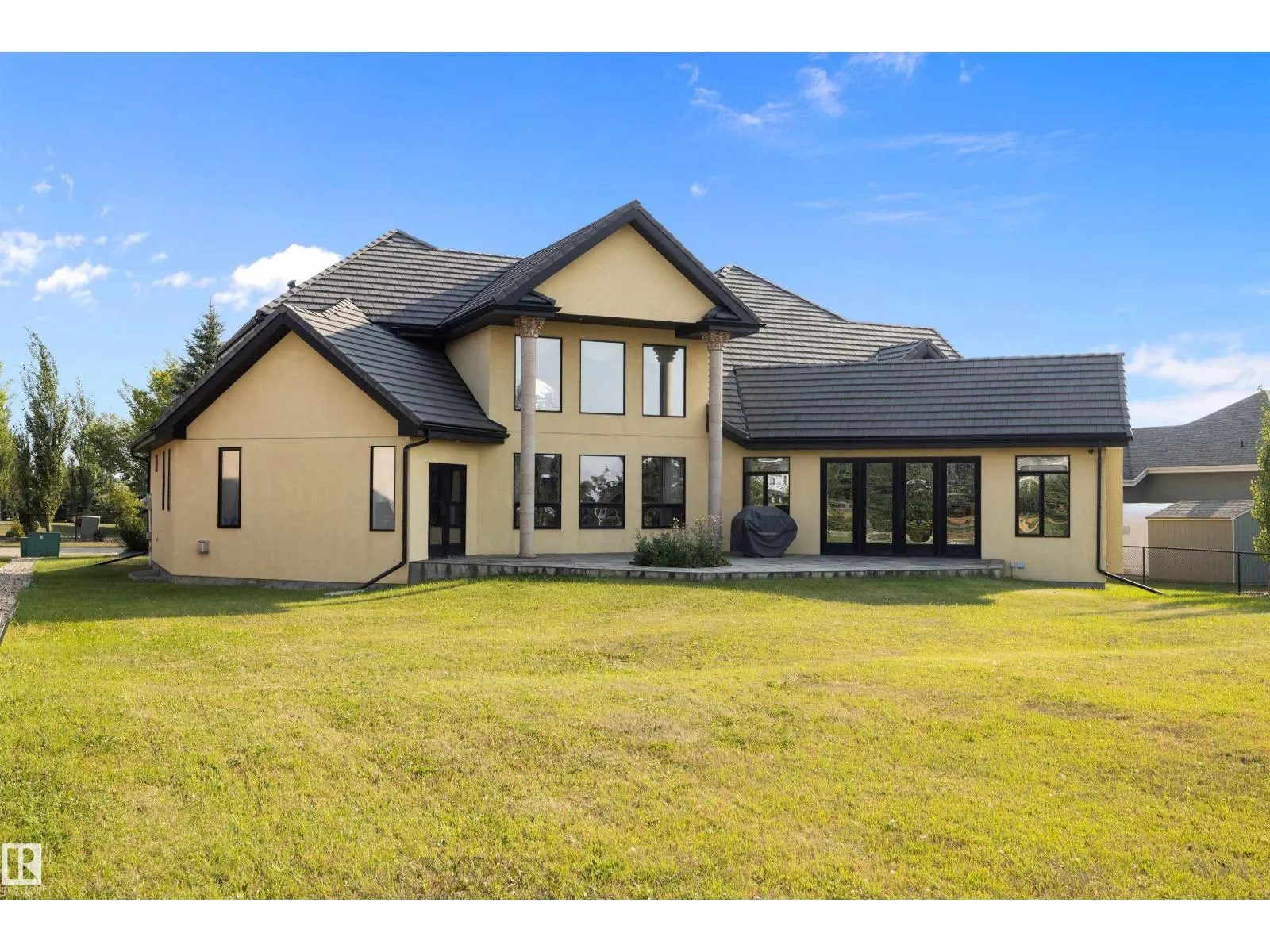 115 54302 RGE ROAD 250
