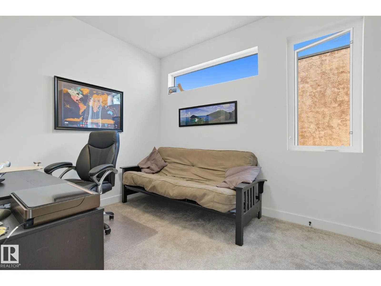 10140 90 ST NW