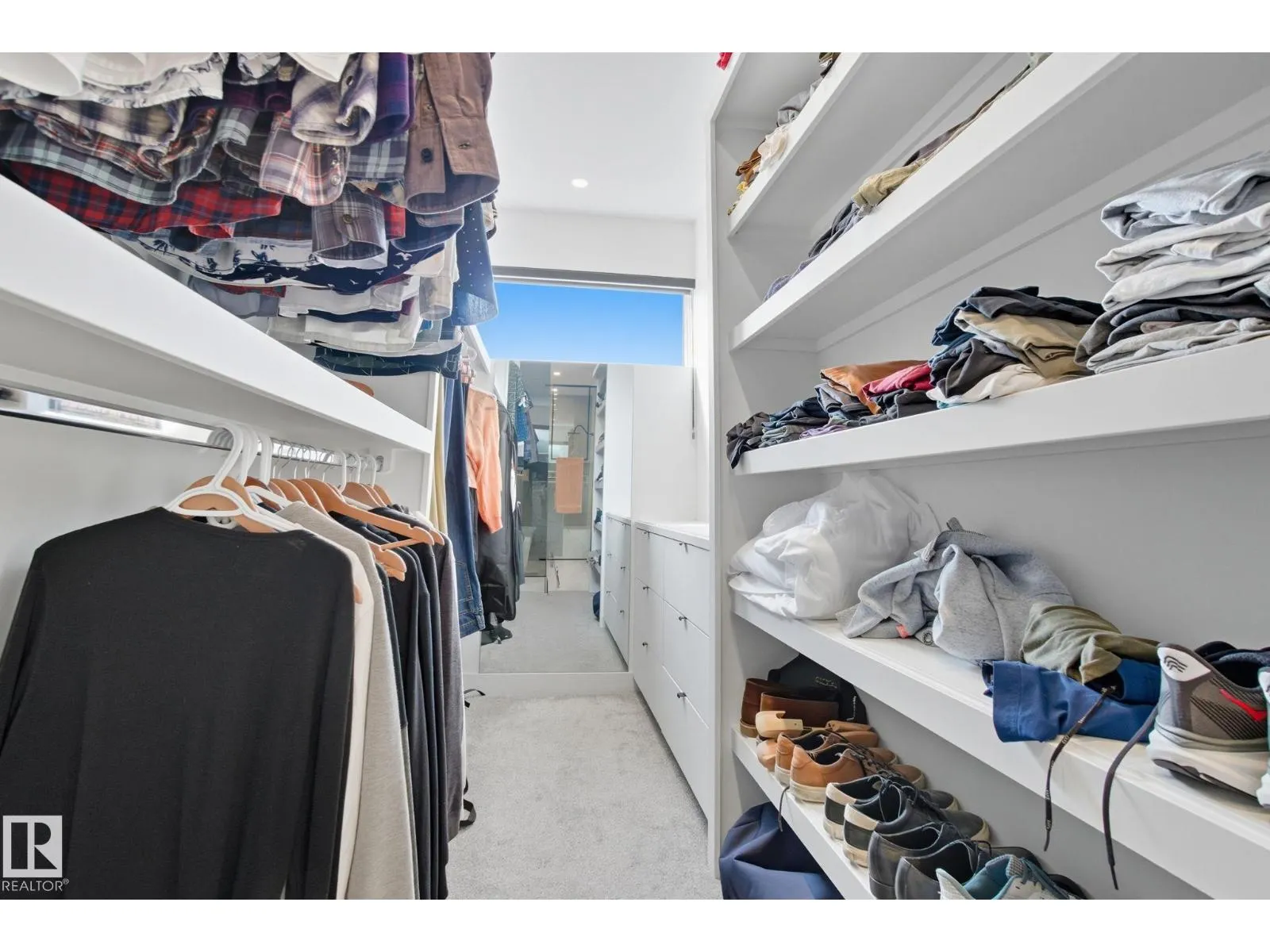 10140 90 ST NW