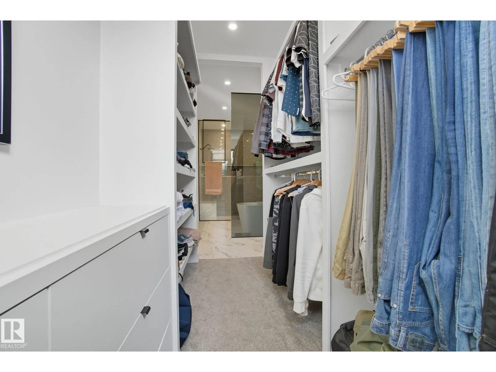 10140 90 ST NW