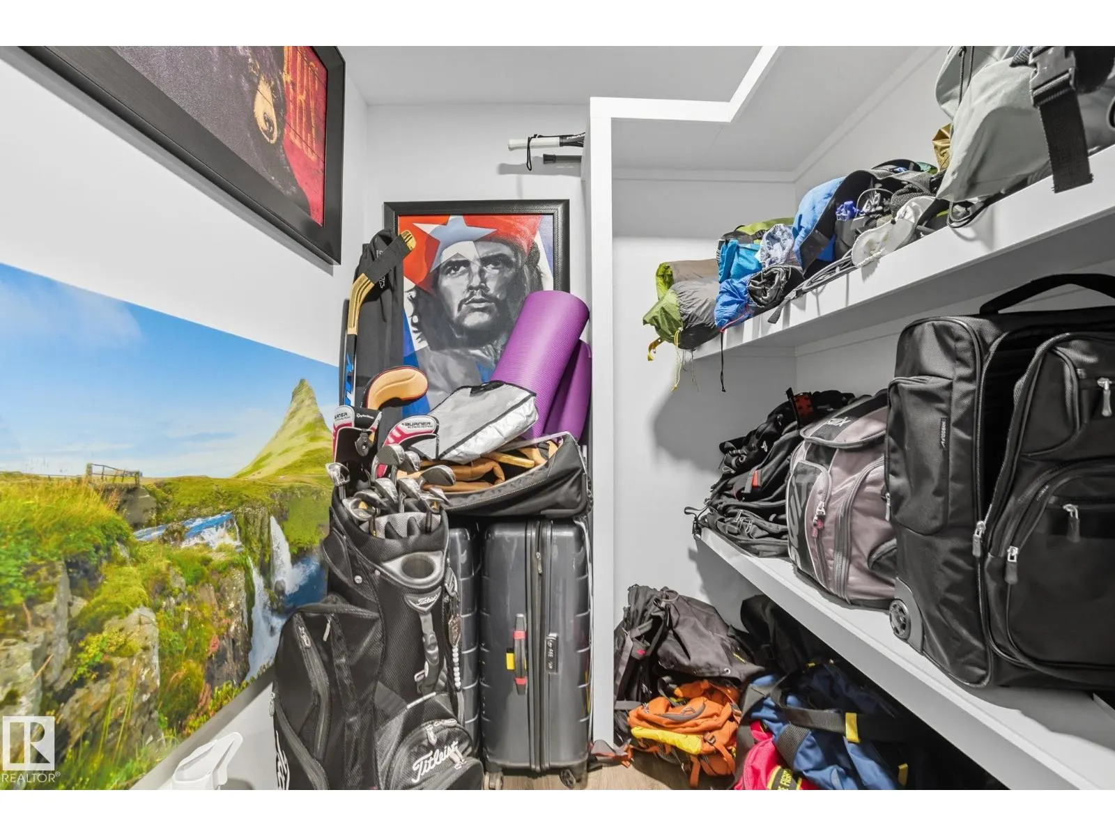 10140 90 ST NW
