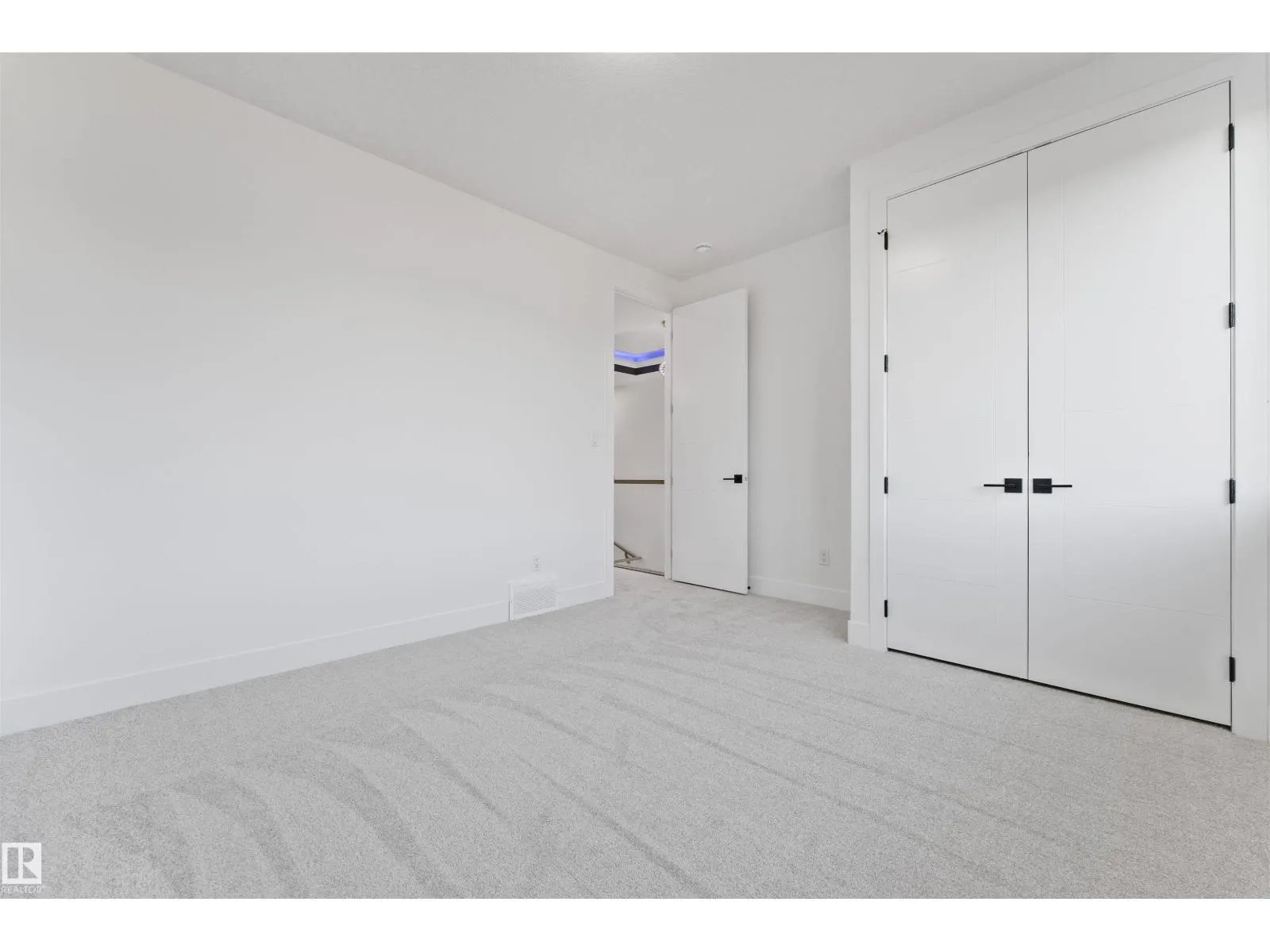4305 36 ST