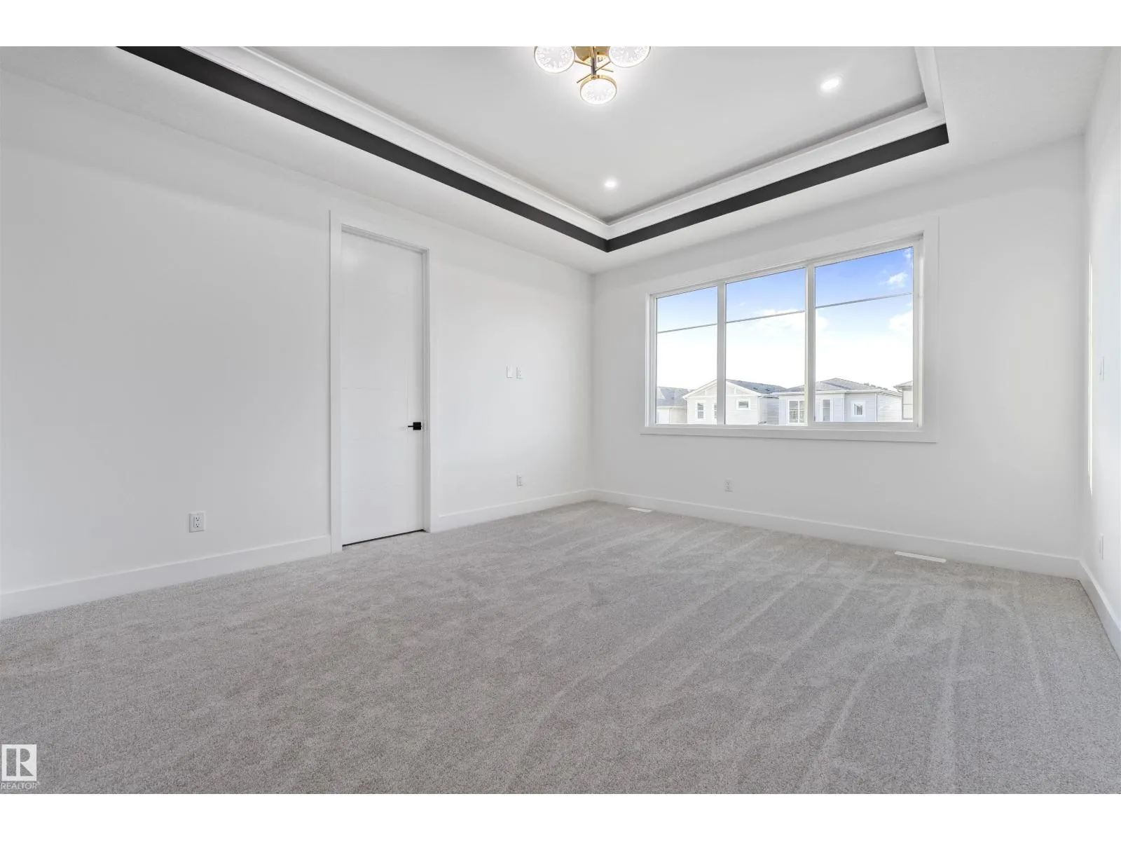 4305 36 ST