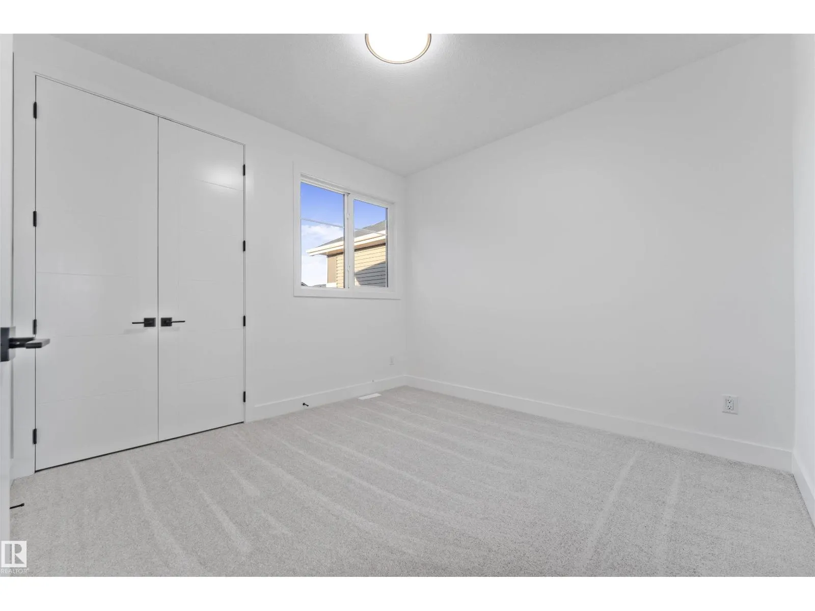 4305 36 ST