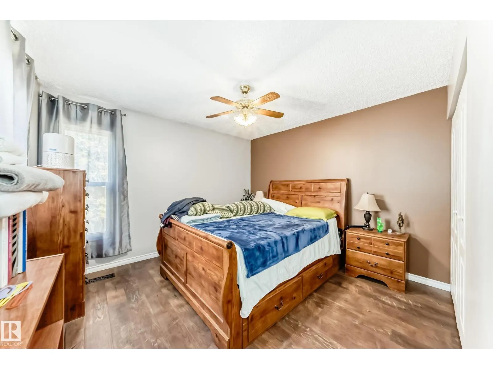 #305 14004 26 ST NW