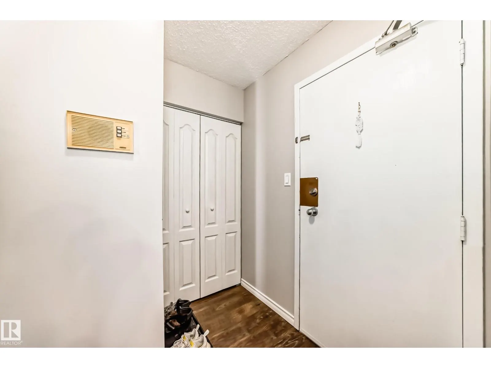 #305 14004 26 ST NW