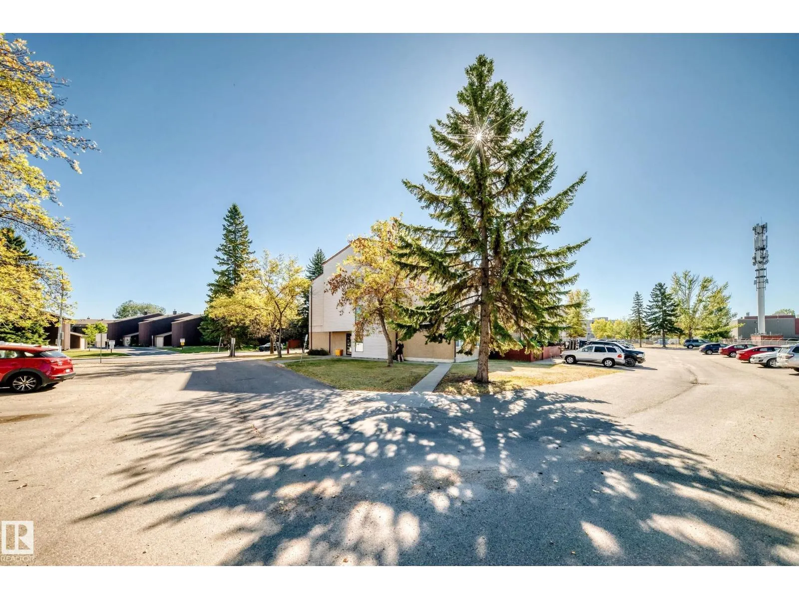 #305 14004 26 ST NW