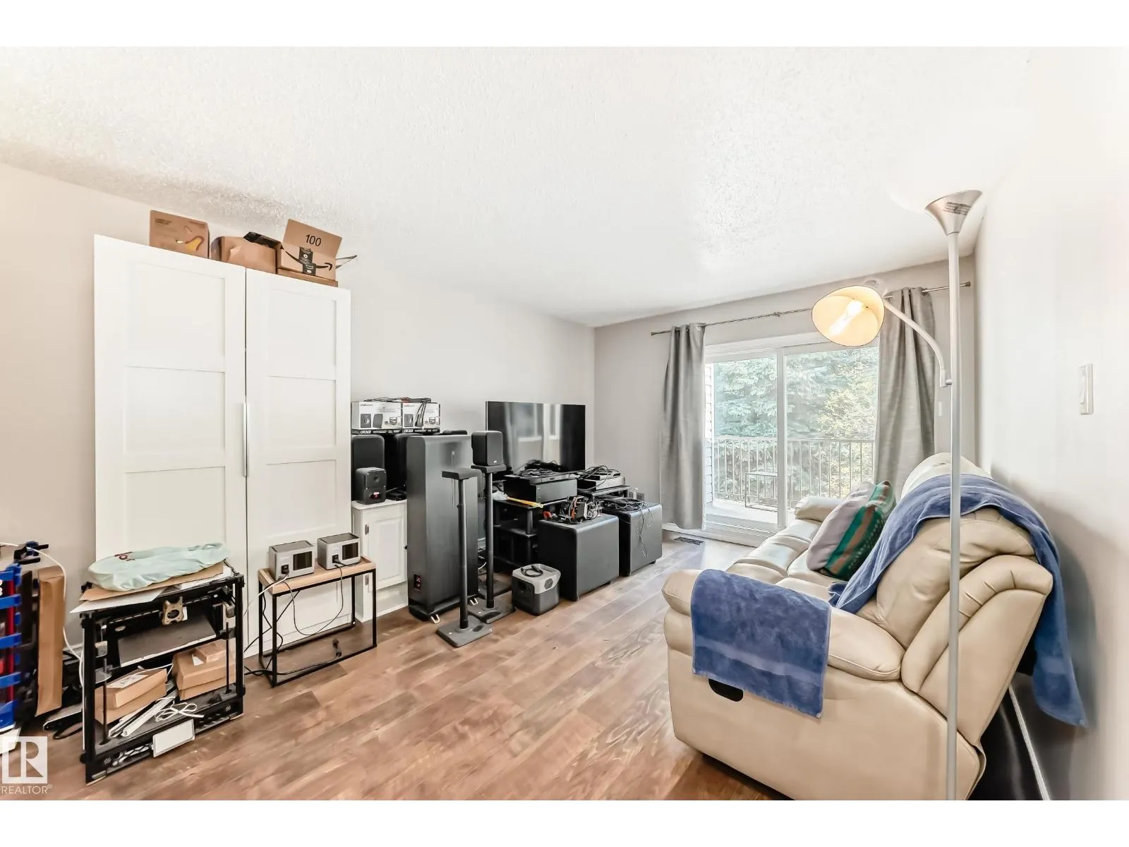 #305 14004 26 ST NW