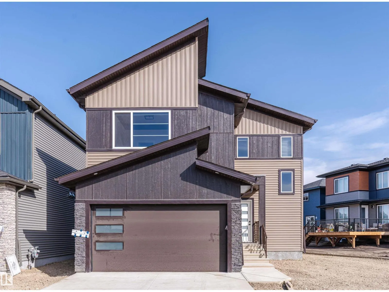 24 NORWYCK WAY
