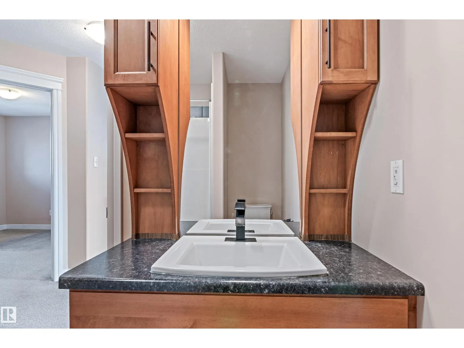 283 GRIESBACH RD NW