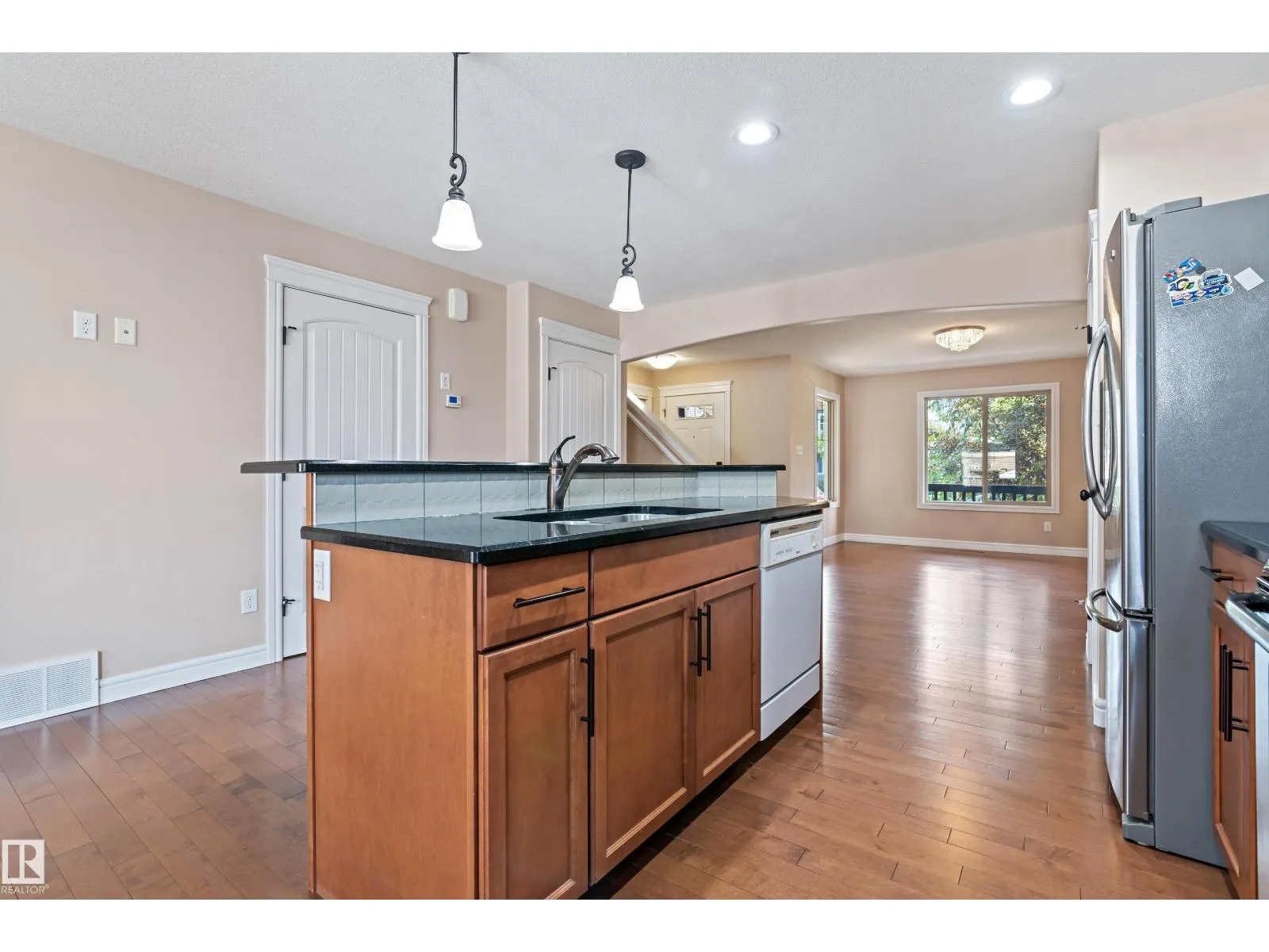 283 GRIESBACH RD NW