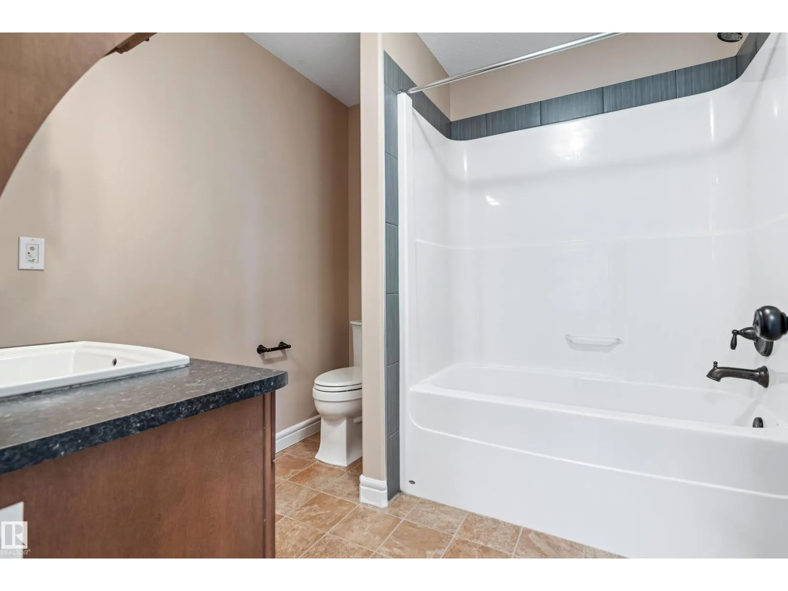283 GRIESBACH RD NW