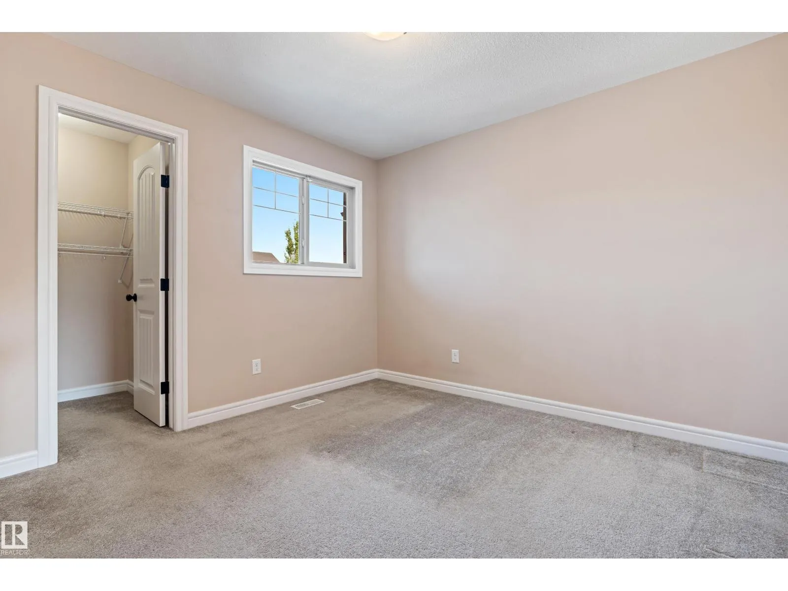 283 GRIESBACH RD NW