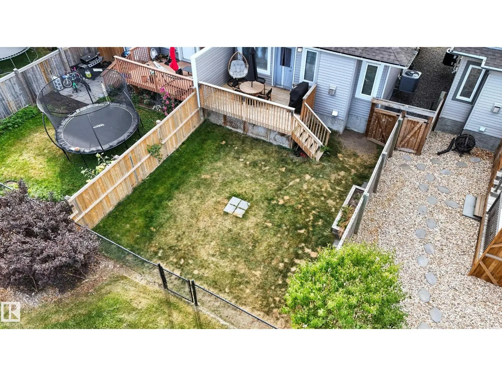 10615 98 ST