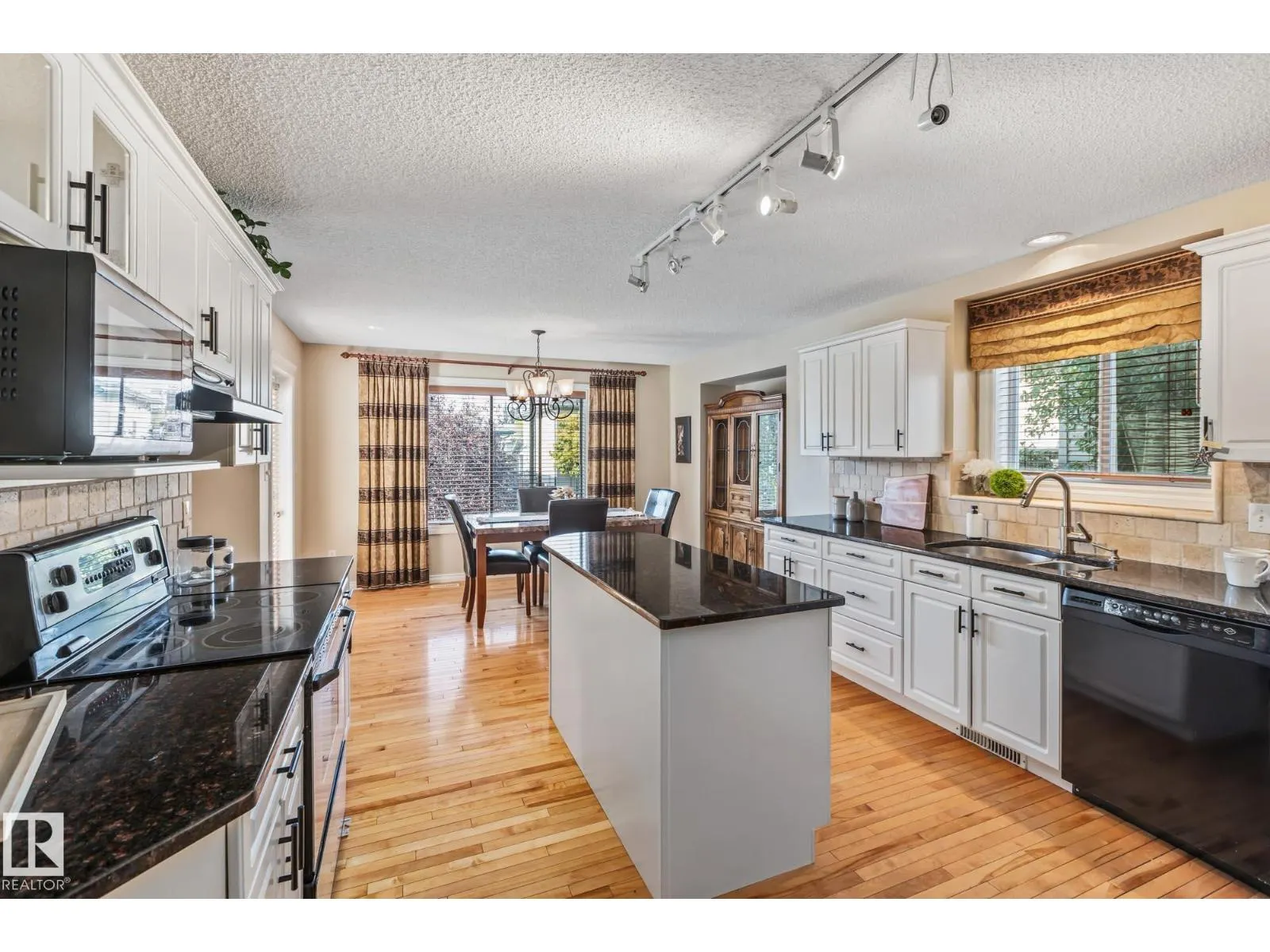 36 DAULTON CR