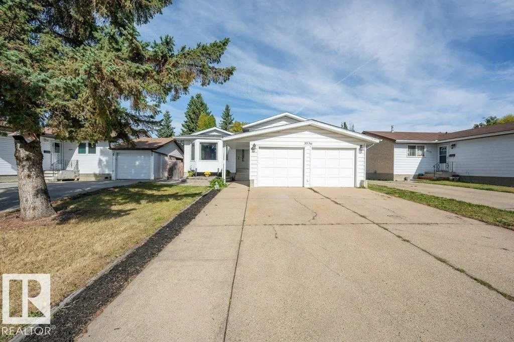 3536 19 AV NW