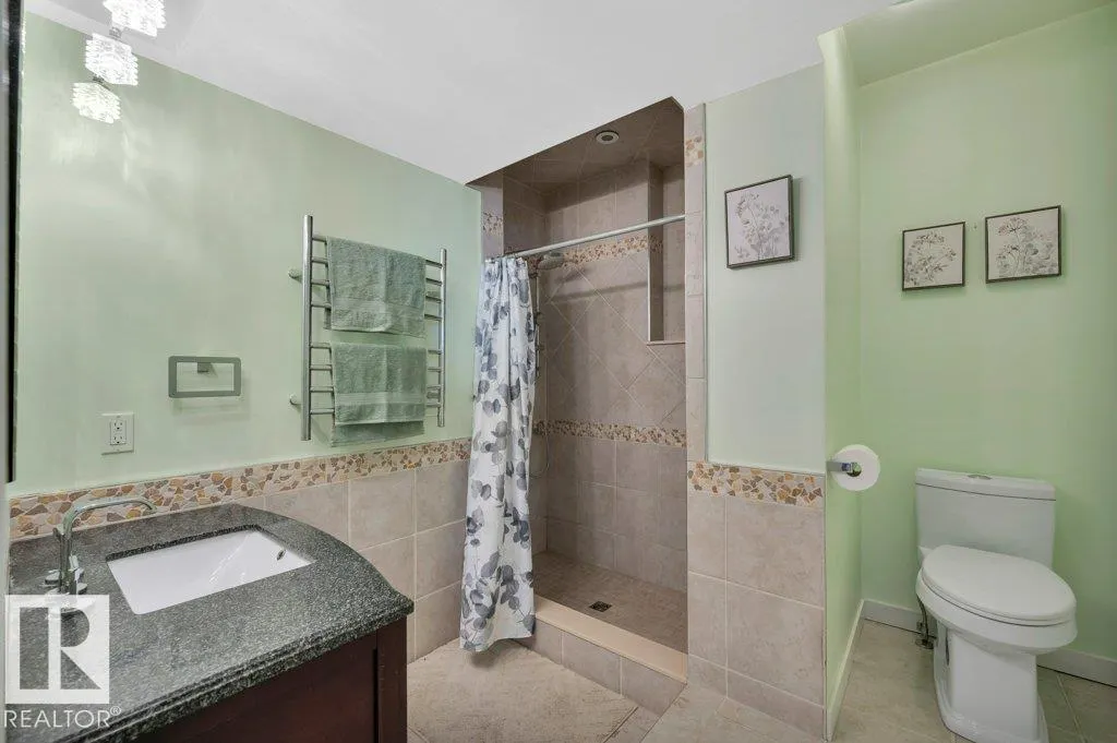 3536 19 AV NW