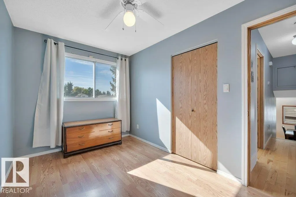3536 19 AV NW