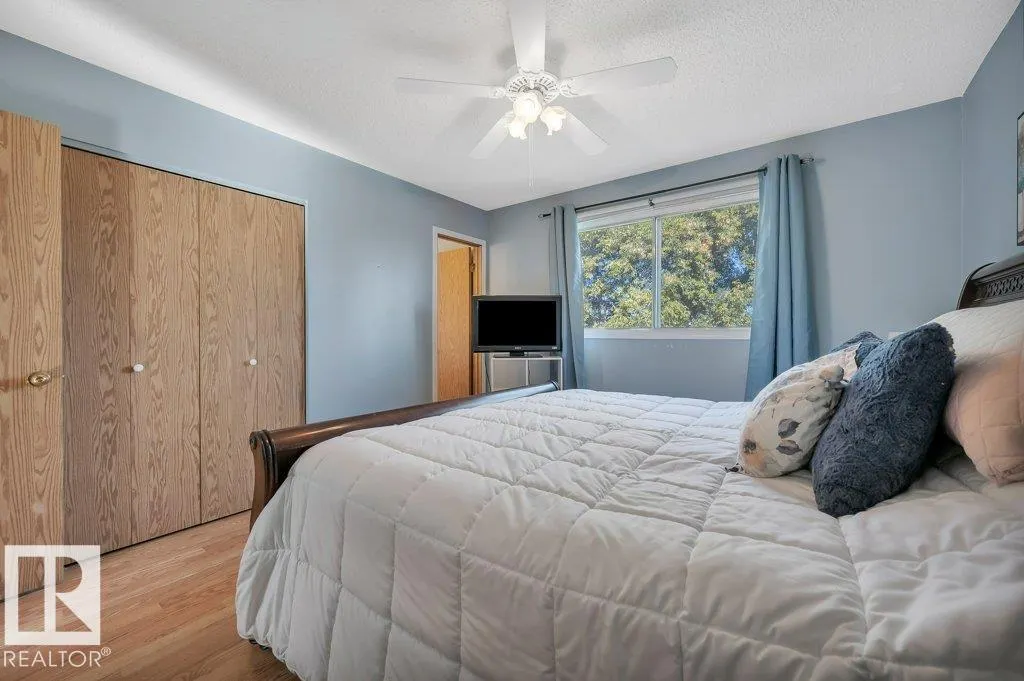 3536 19 AV NW