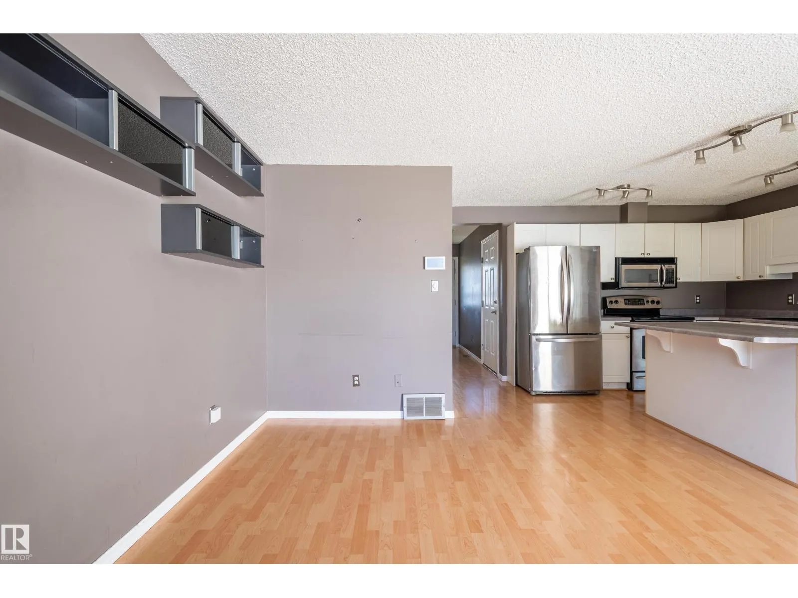 13447 33 ST NW NW