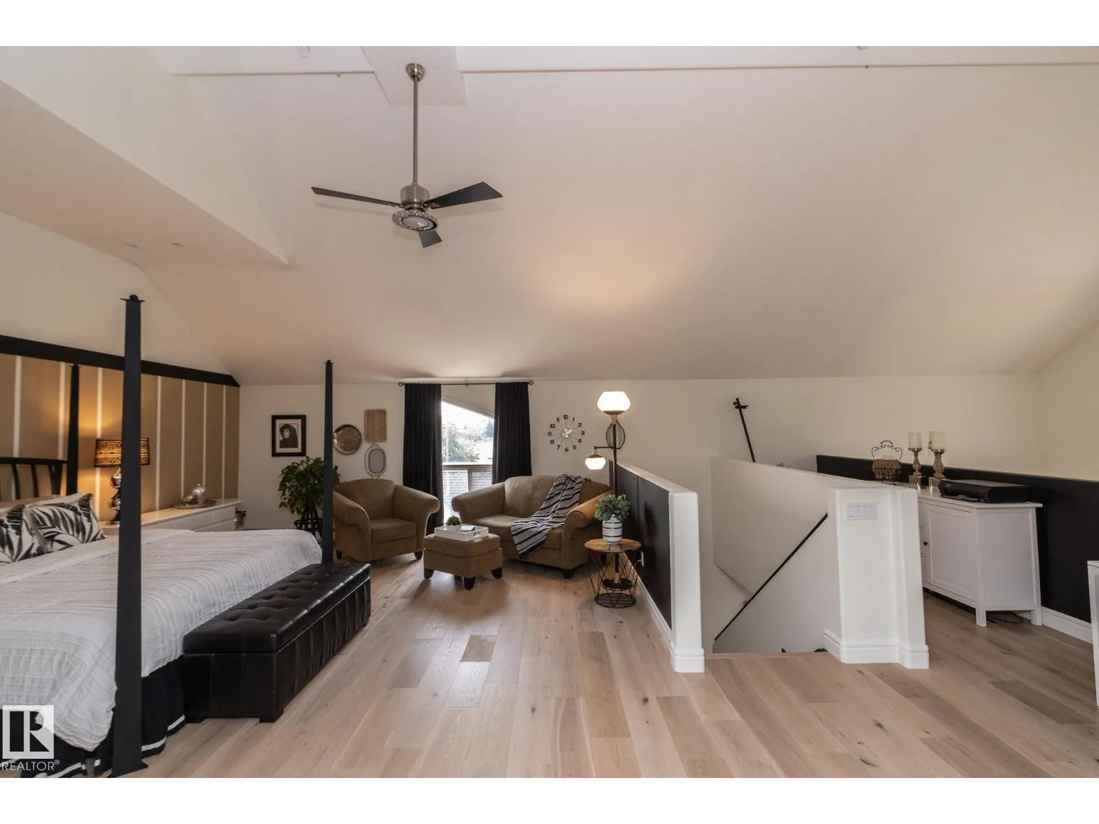 #304 14 MISSION AV