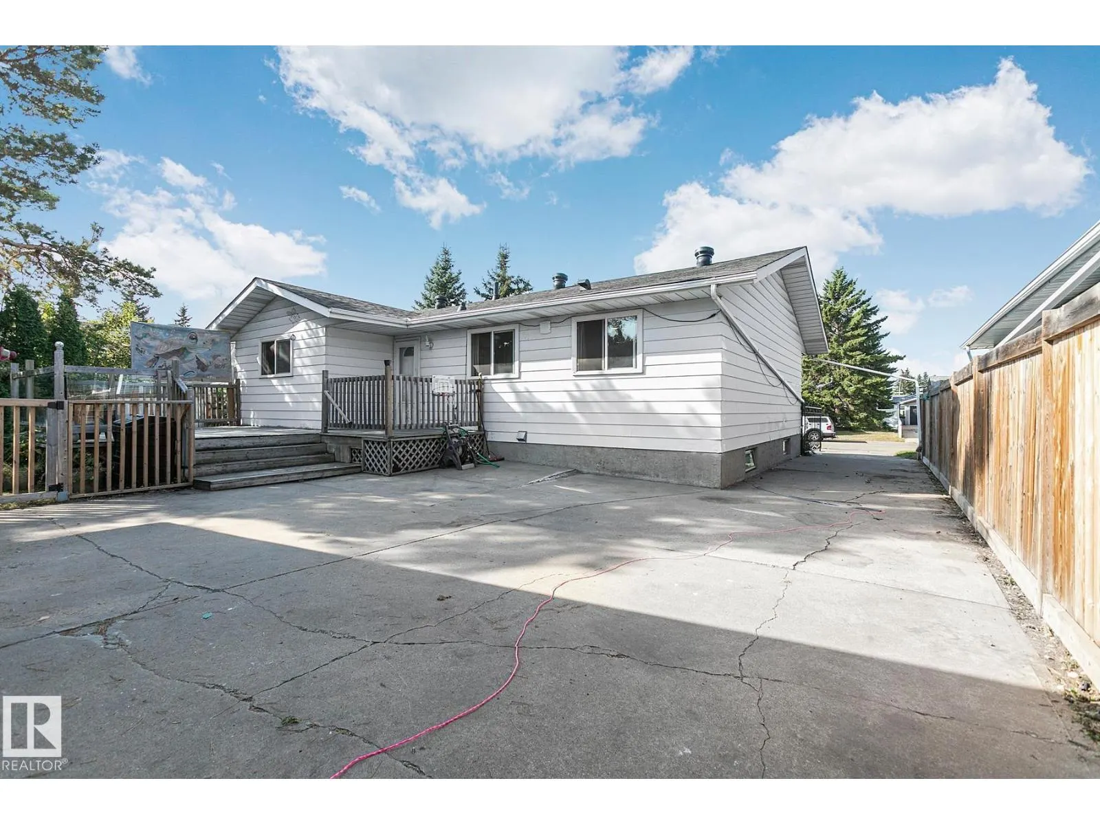 3 WILSON CR
