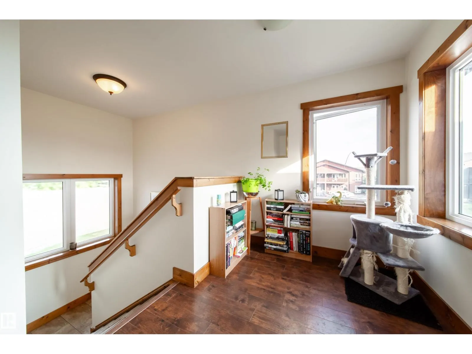 503 GRAYBRIAR GR