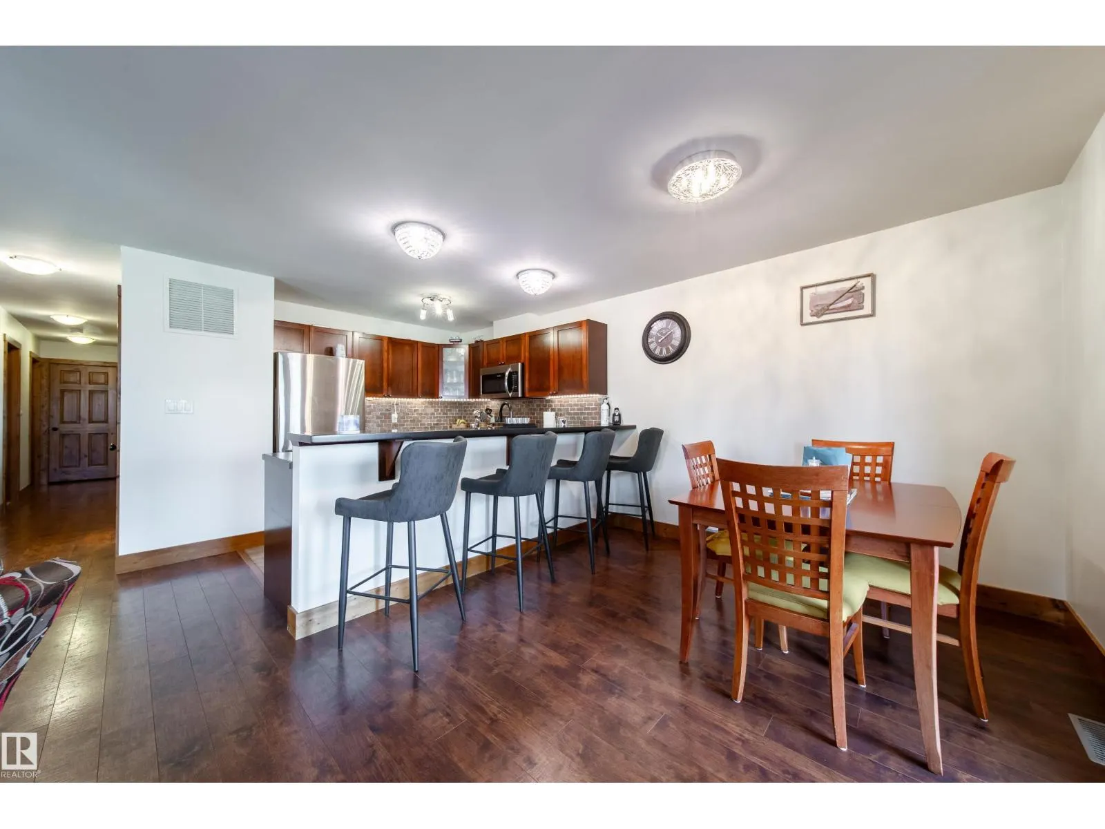 503 GRAYBRIAR GR