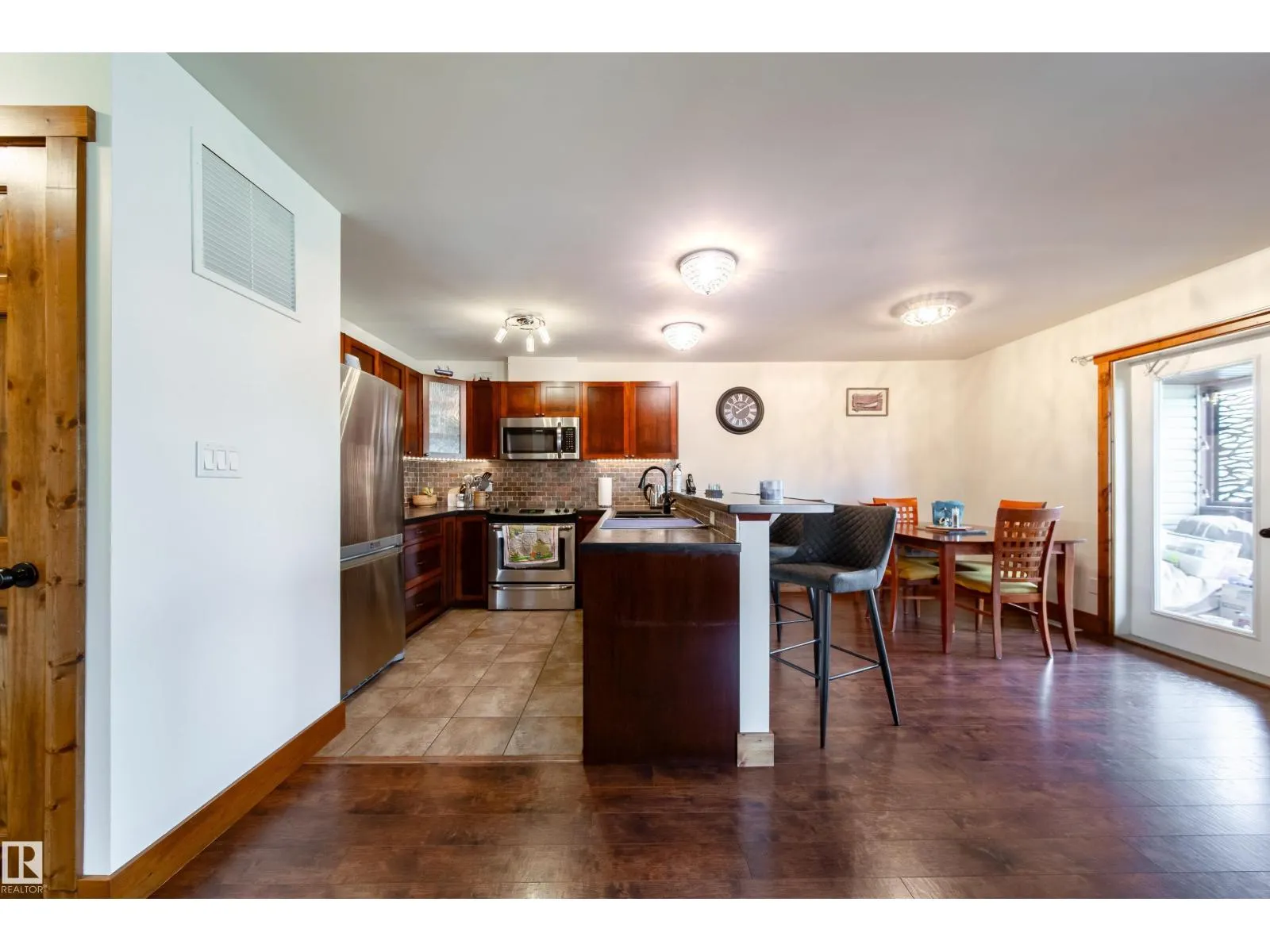 503 GRAYBRIAR GR