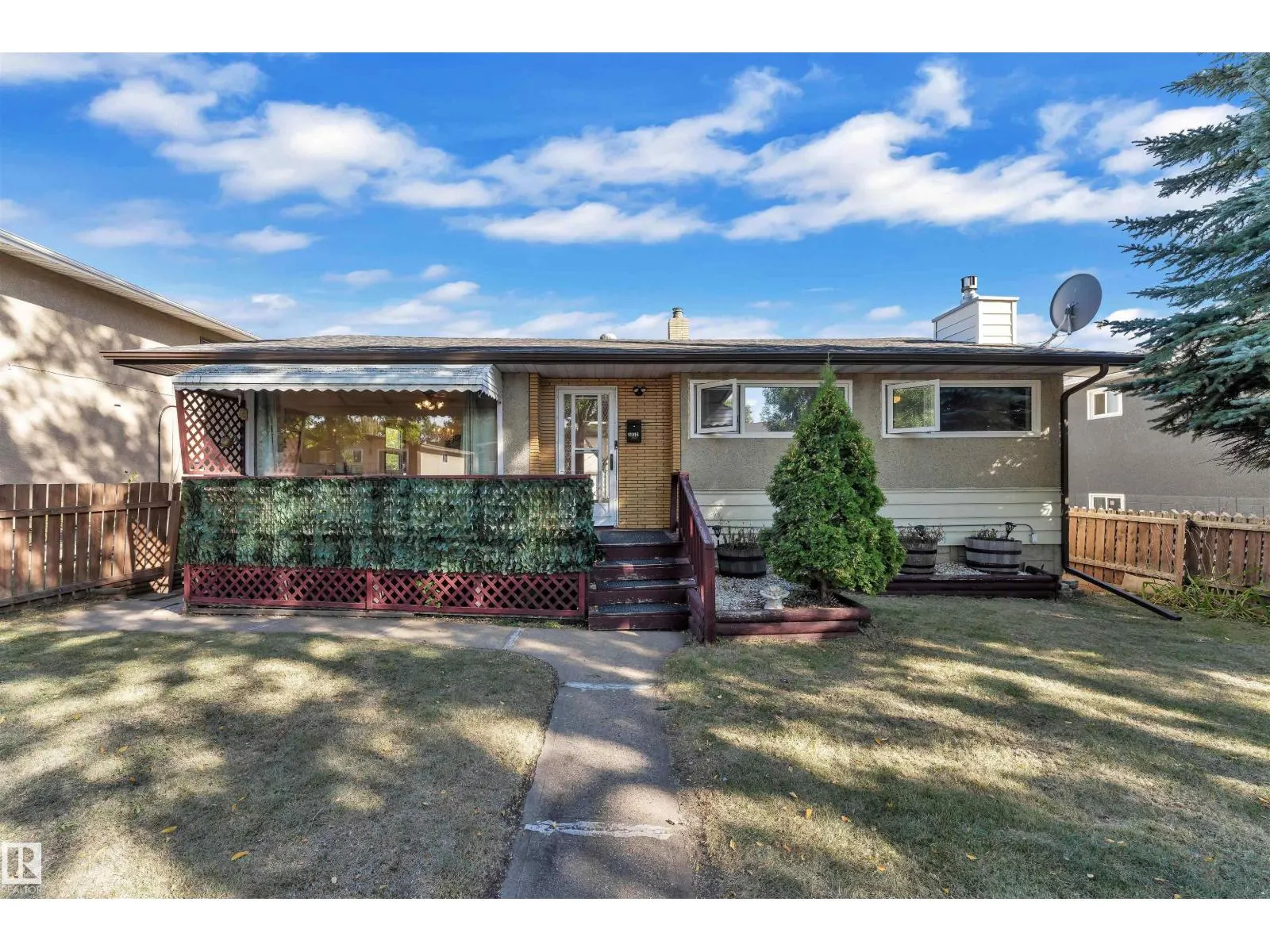 11815 46 ST NW