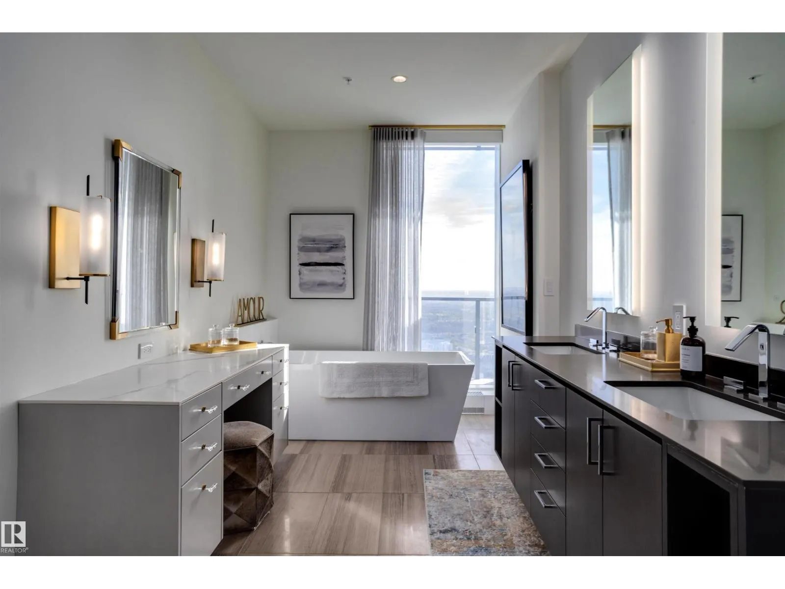 #5002 10360 102 ST NW NW