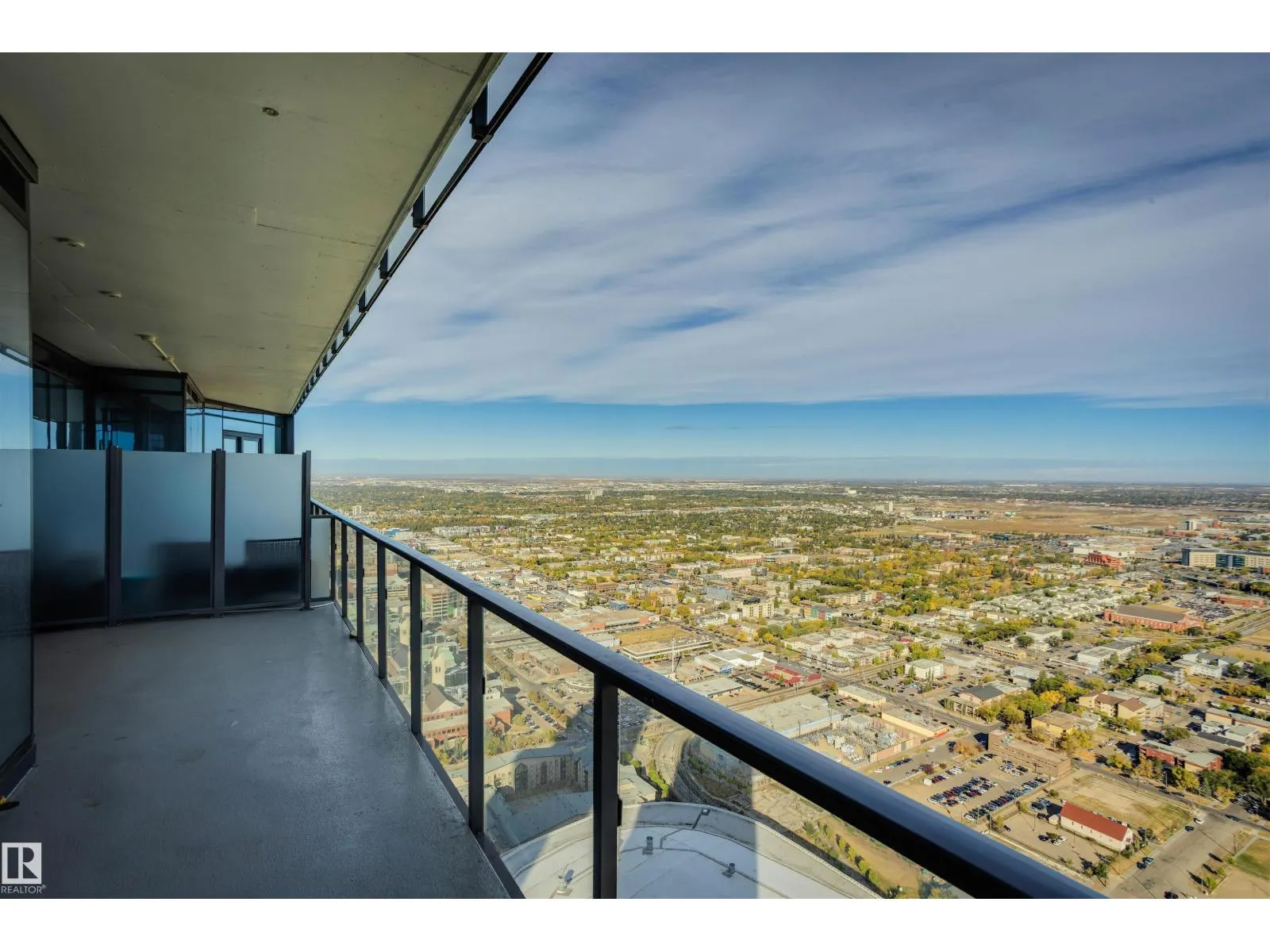 #5002 10360 102 ST NW NW