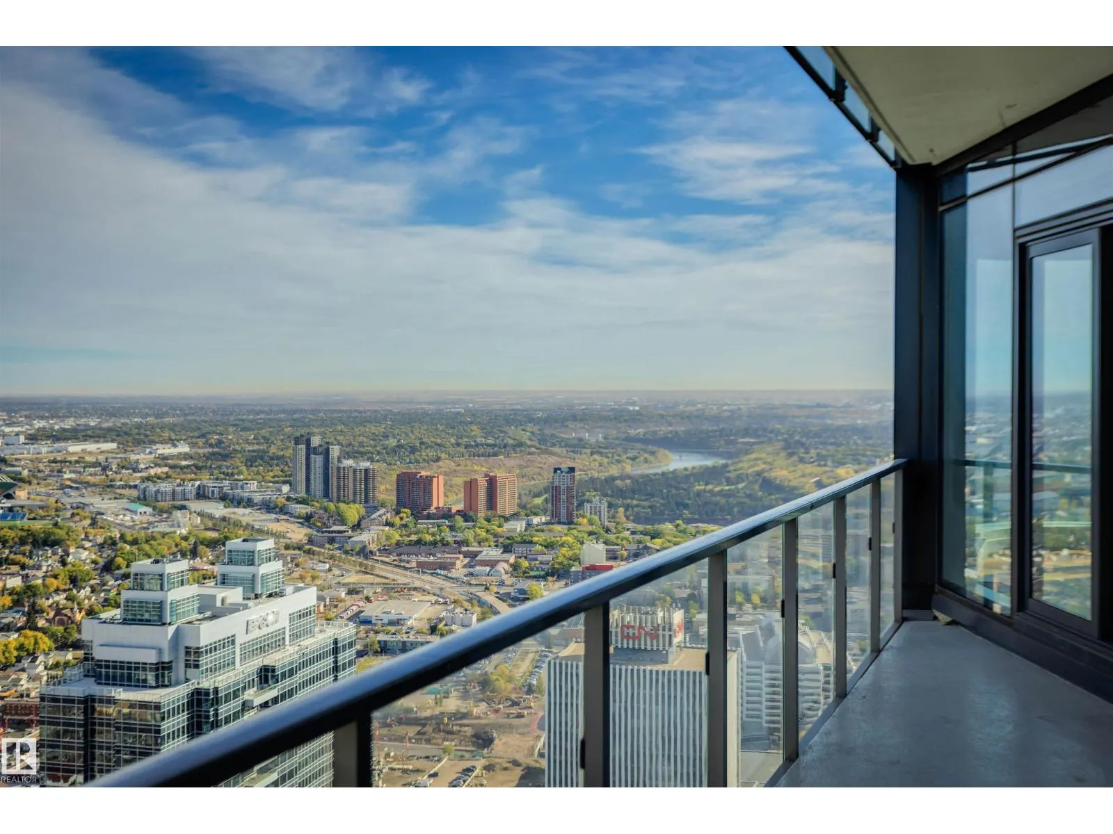 #5002 10360 102 ST NW NW